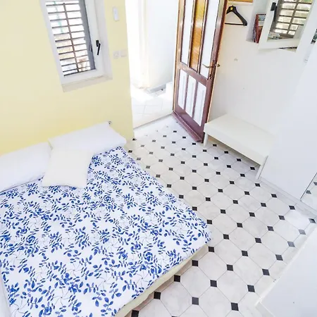 Suzy's-lodging Apartman